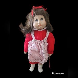 Vntg Hello Dolly Jenny porcelain doll signature series 2102